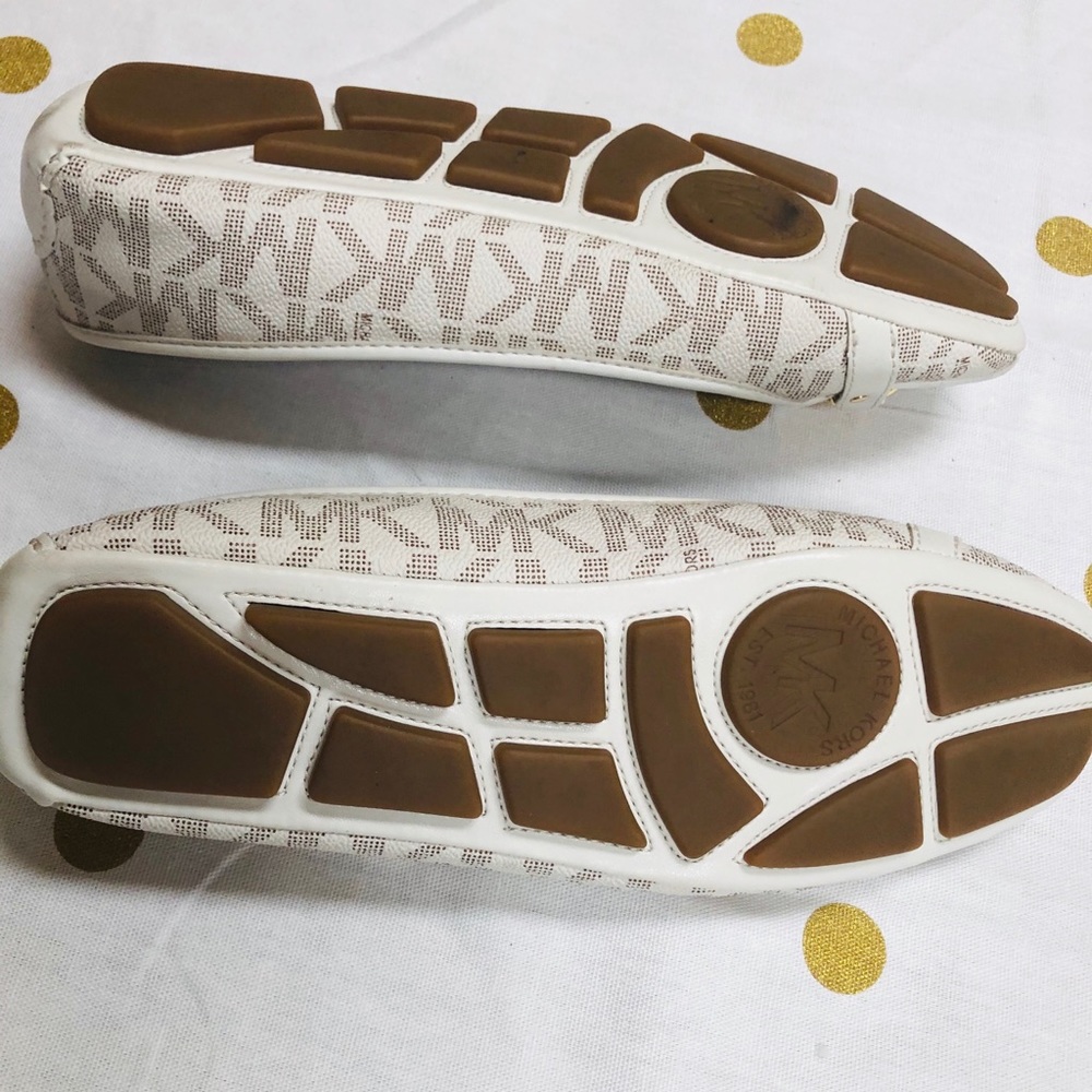 Shoes - Picture 3 of 5